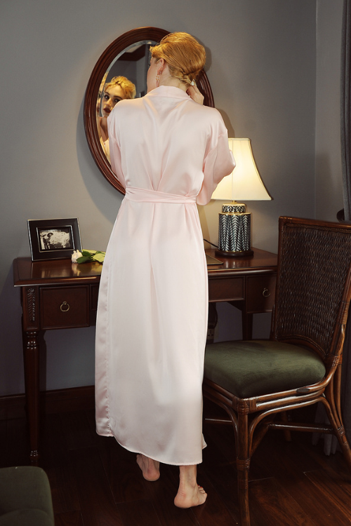 CYNDI Silk Long Robe