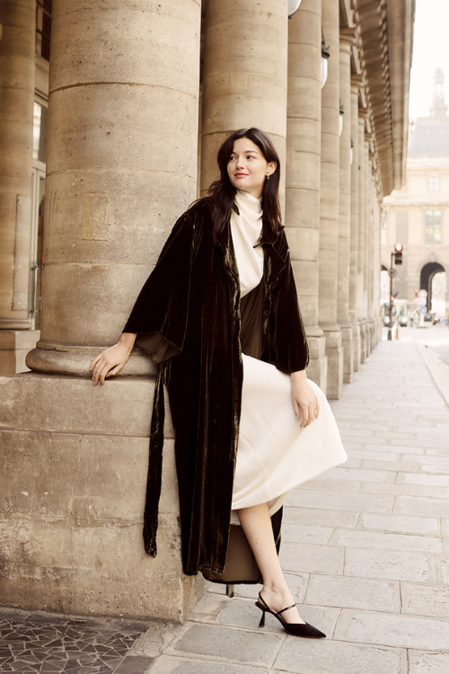 ADELINE Velvet Hooded Robe
