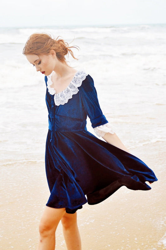 AKASHA Velvet Lace Collar Prom Dress