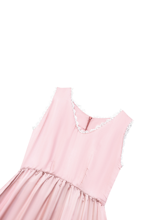 Céres Heritage Mulberry Silk Maxi Dress with Lace Details