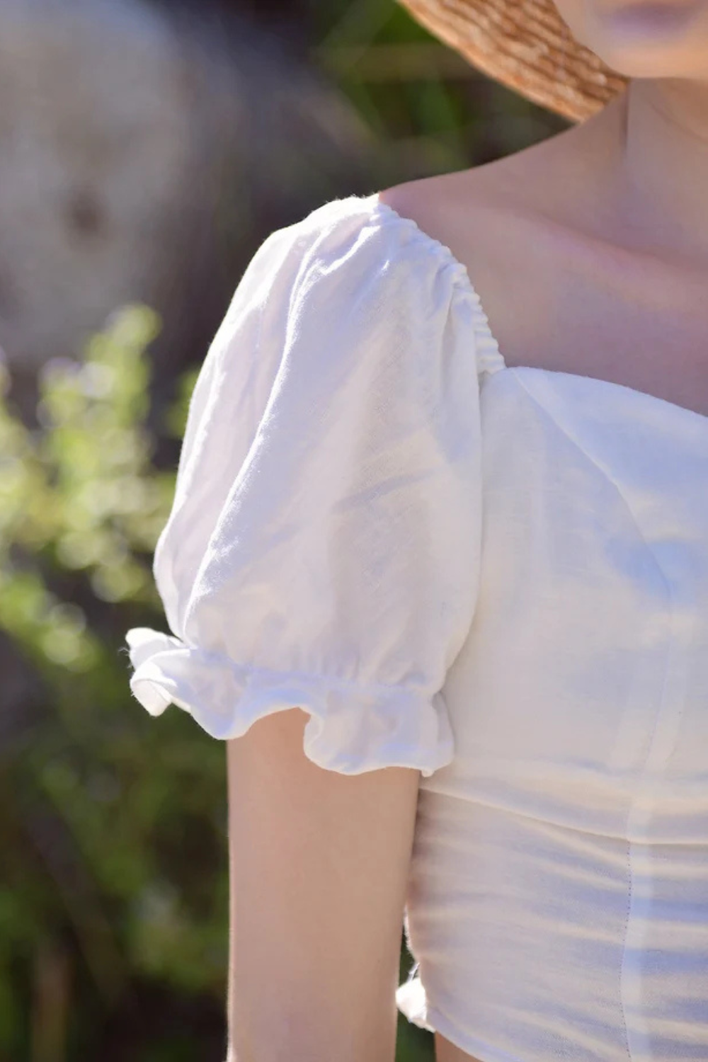 Linen Milkmaid Crop Top with Sleeves