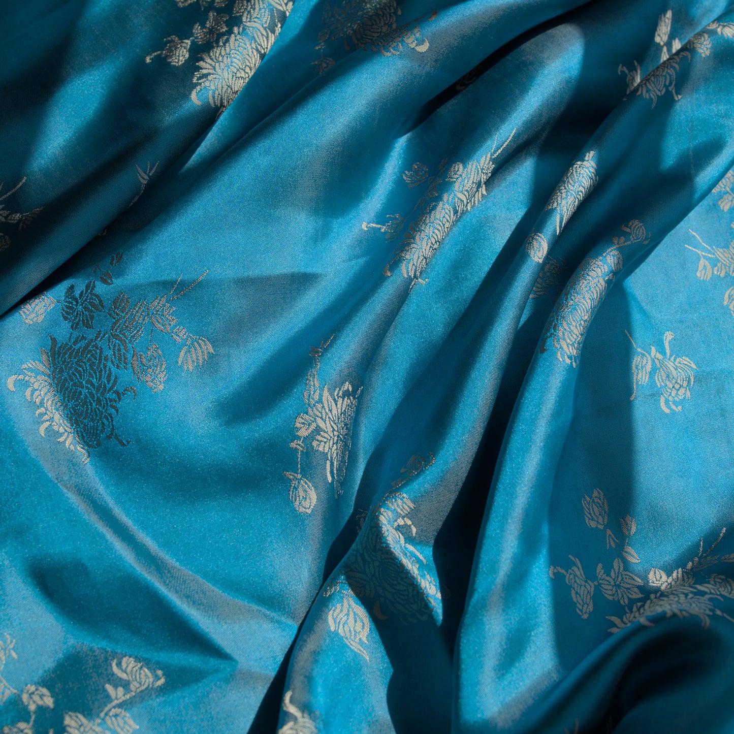 Handmade Patterned Mulberry Silk - Aqua Mirage