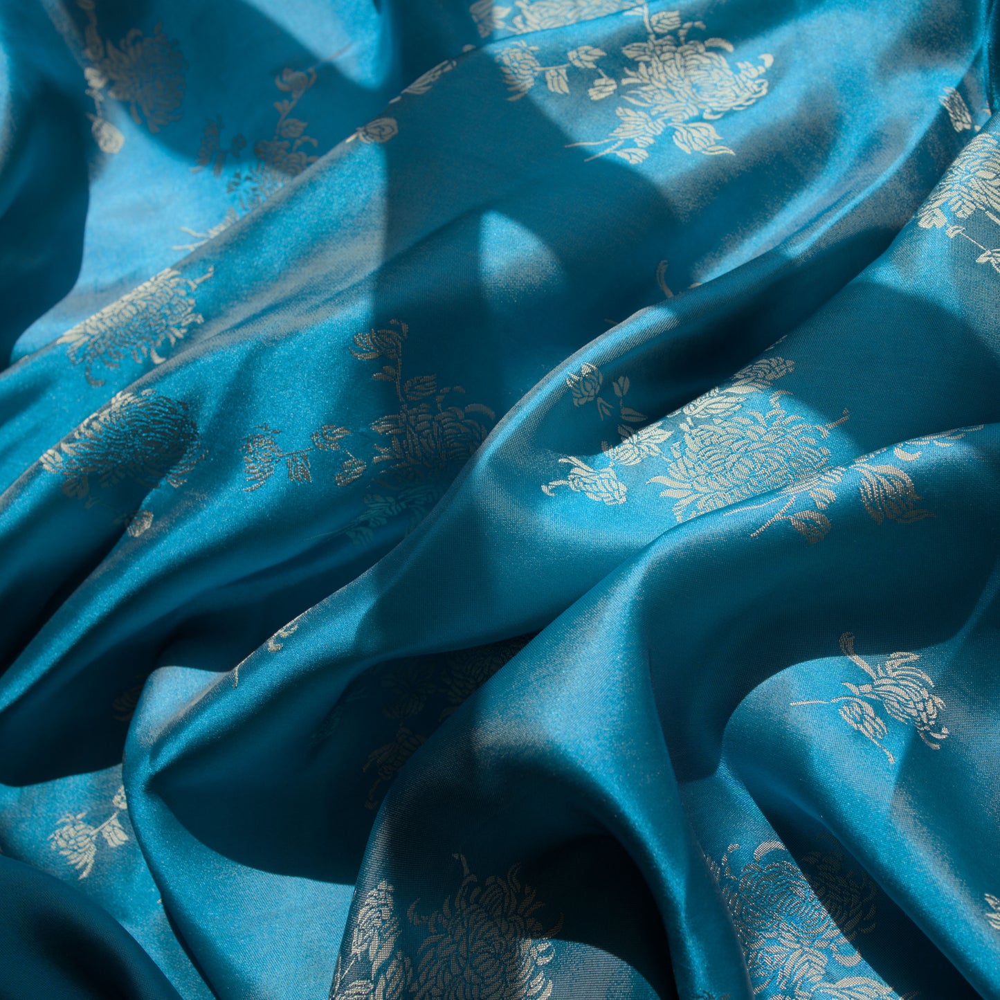 Handmade Patterned Mulberry Silk - Aqua Mirage