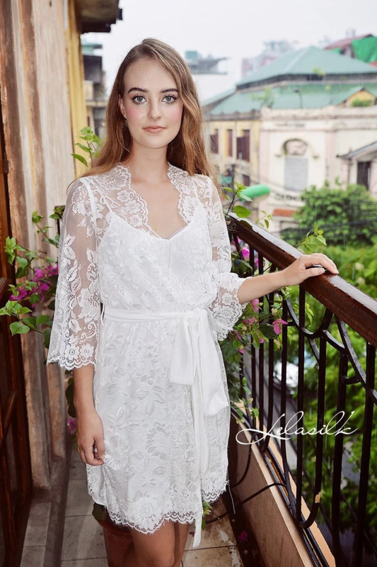 Short Silk Lace Robe - Getting Ready Robe - Wedding Dressing Gown - Bridal Lace Robe - Bridesmaids Lace Robe