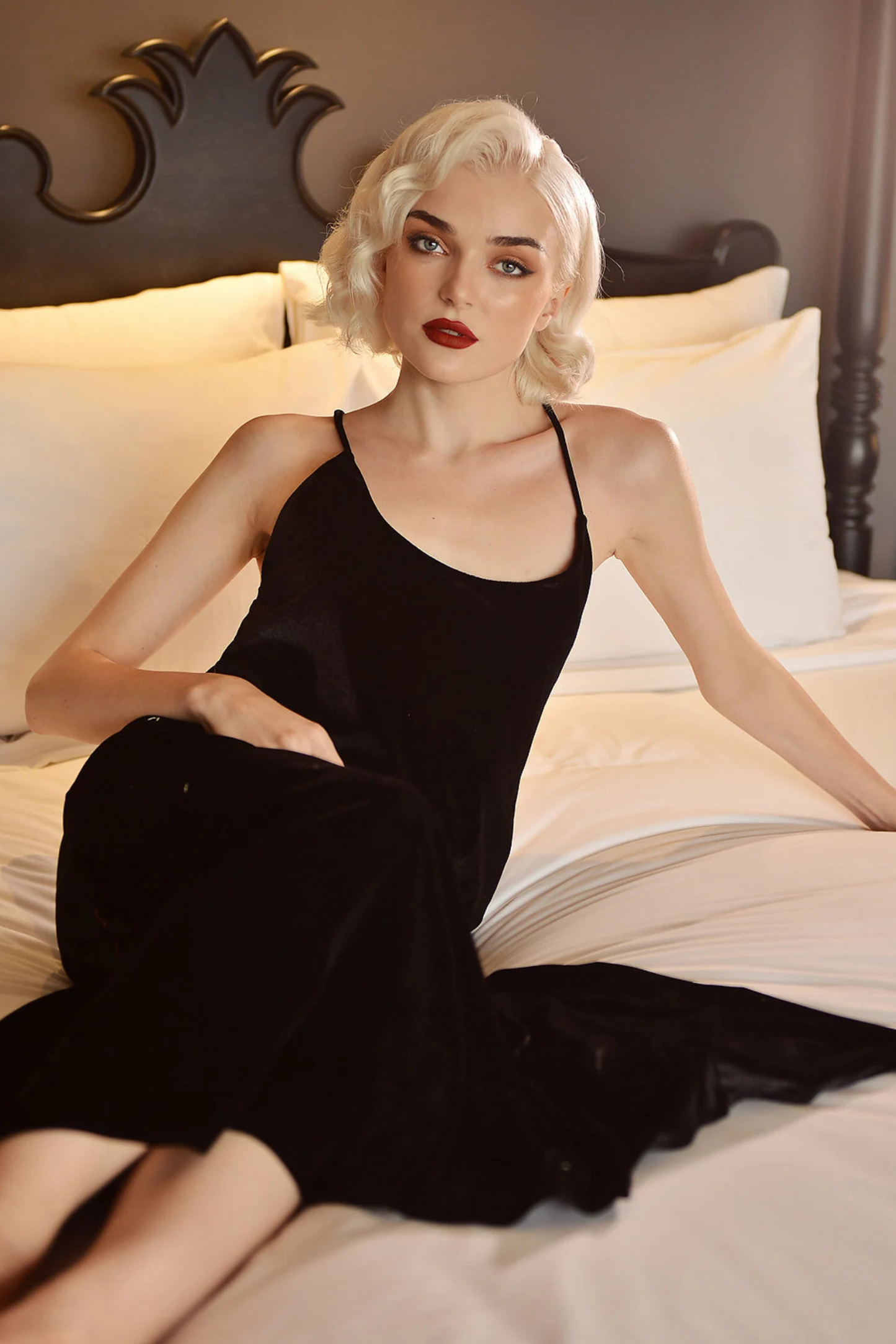 LYNN Lowback Velvet Slip Dress