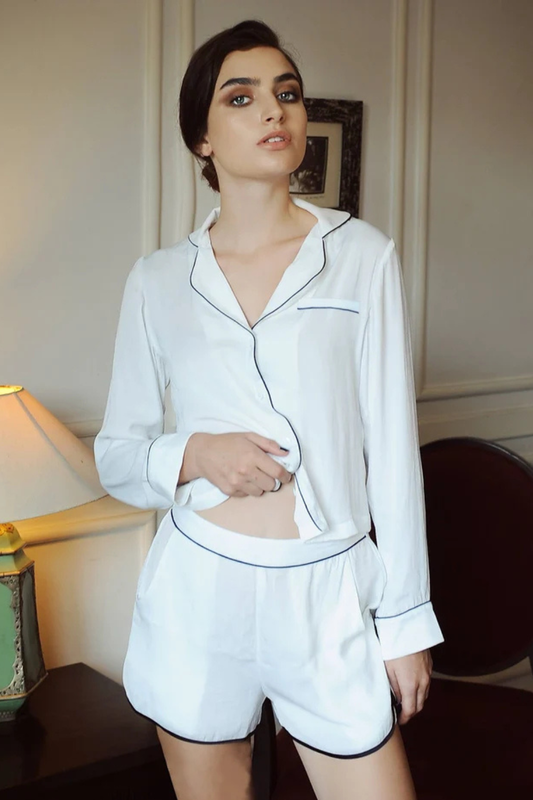 Women Silk Sets - Women Pajamas - Bridesmaid Pajamas - Bridal Pajamas - with Seashell buttons - Gift for Mothers