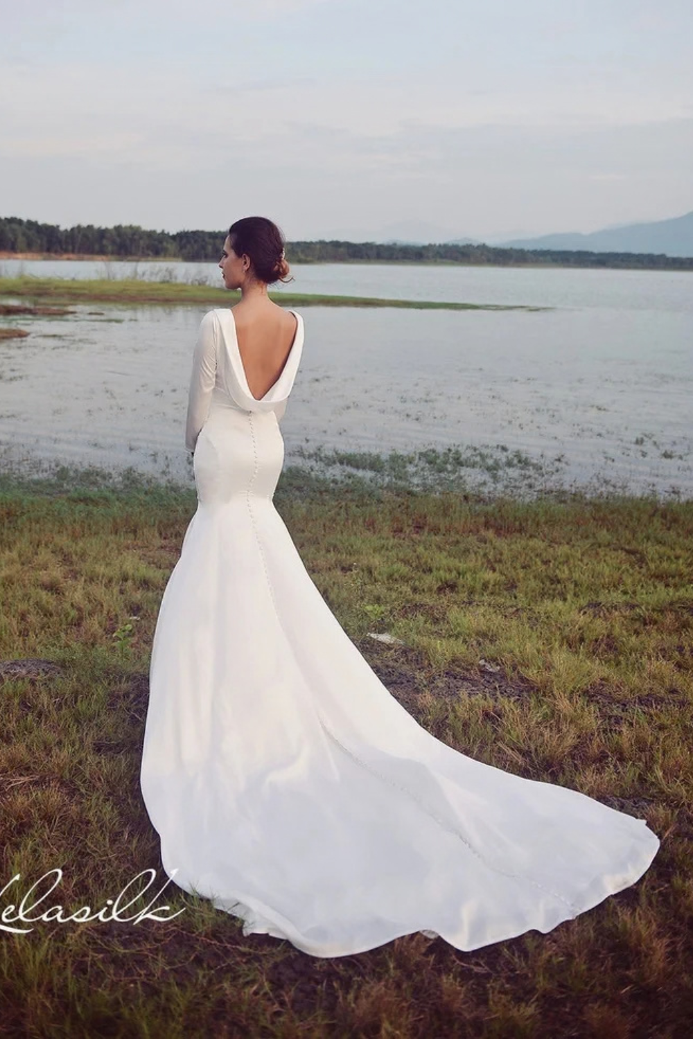Long Train Wedding Dress - Mermaid Wedding Dress - Tailored Fit Wedding Dress - Tailoring Bridal Gown