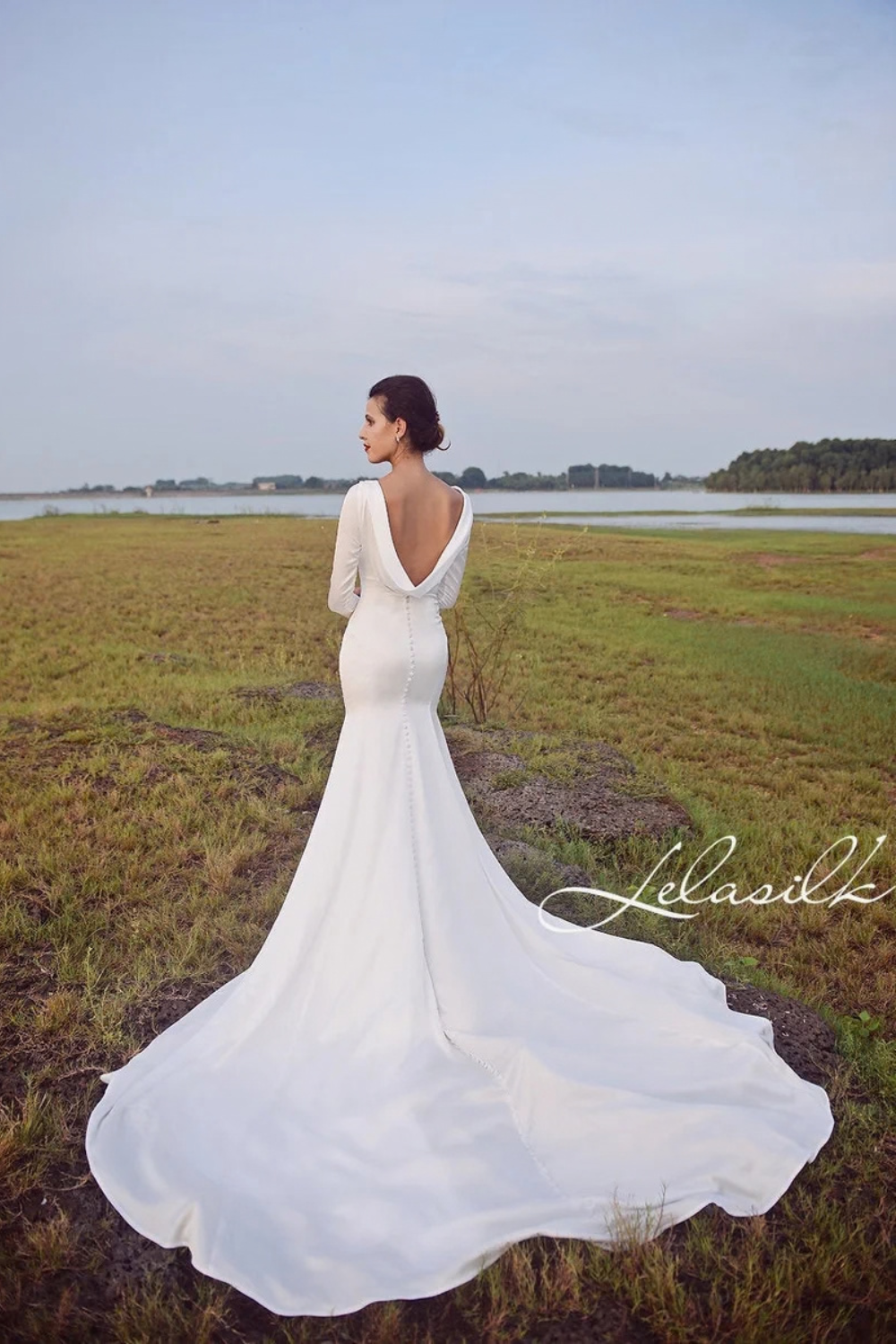 Long Train Wedding Dress - Mermaid Wedding Dress - Tailored Fit Wedding Dress - Tailoring Bridal Gown