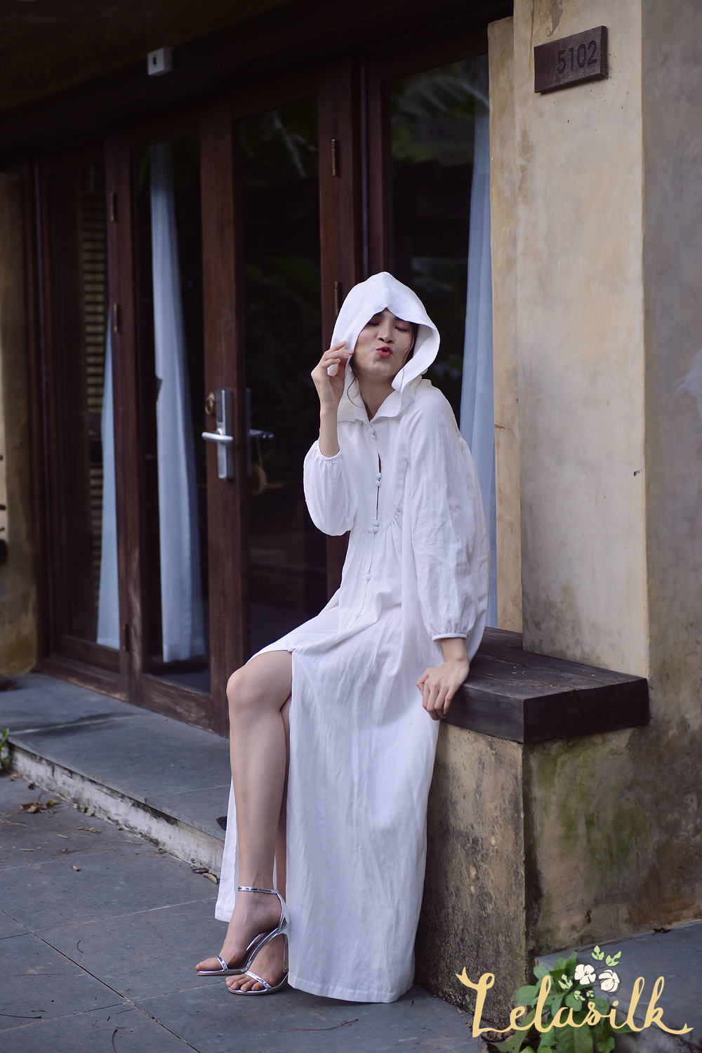 Oversized Maxi Linen Dress with Hood - Maternity Friendly