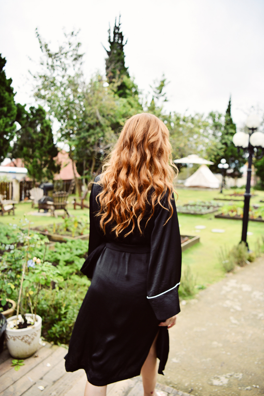 Contrast Piping Kimono Silk Robe