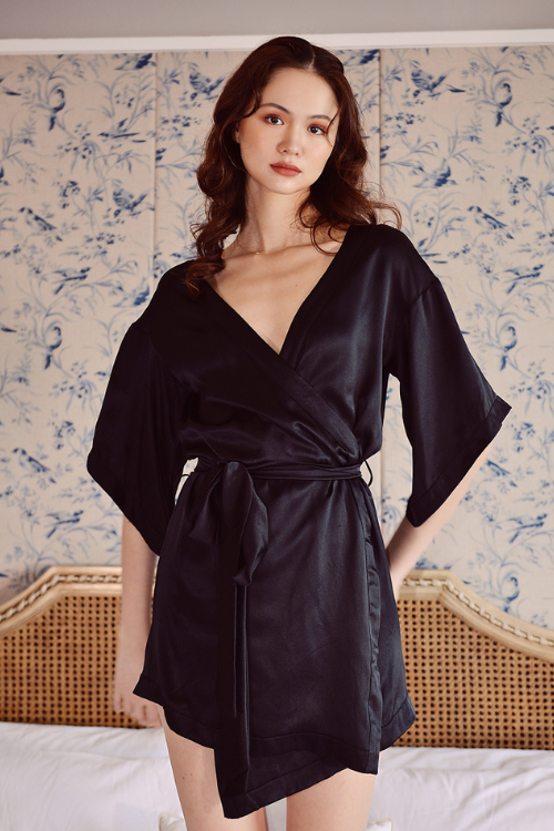 HAILEE Silk Kimono Robe