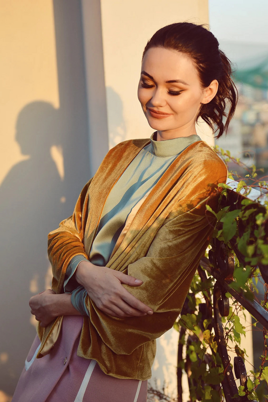AMANDA Velvet Fall Cardigan