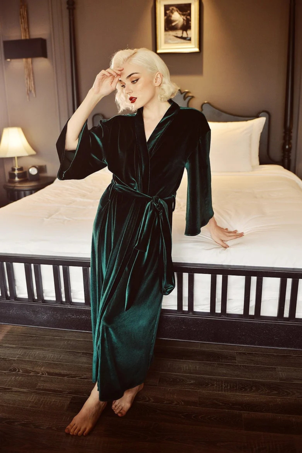 Womens Emerald Velvet Robe