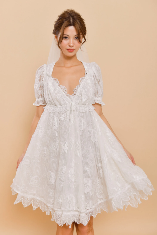 COLETTE Short Lace Wedding Dress