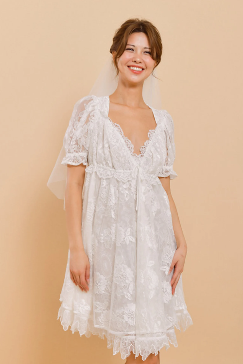 COLETTE Short Lace Wedding Dress