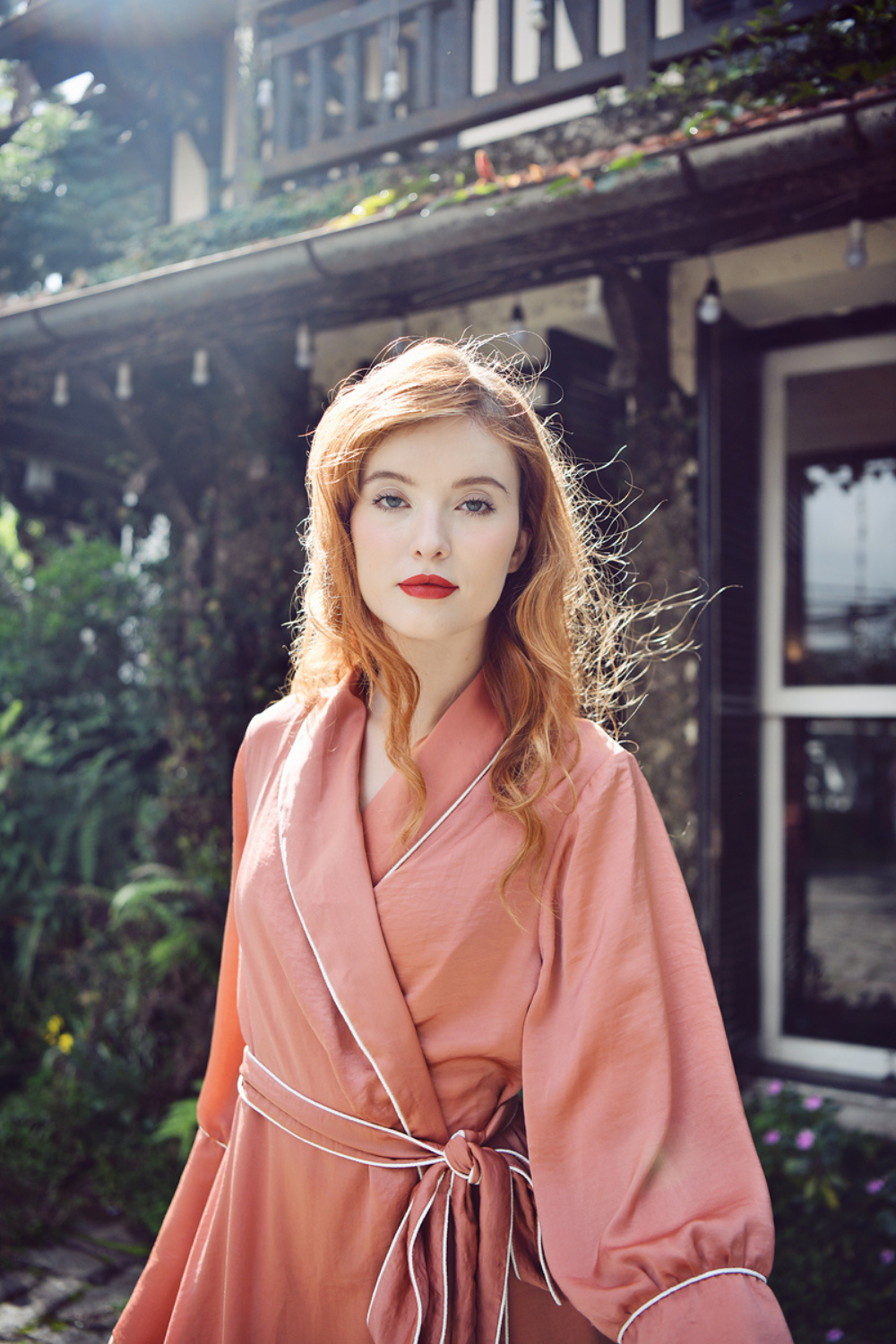 Short Silk Robe with Contrast Piping