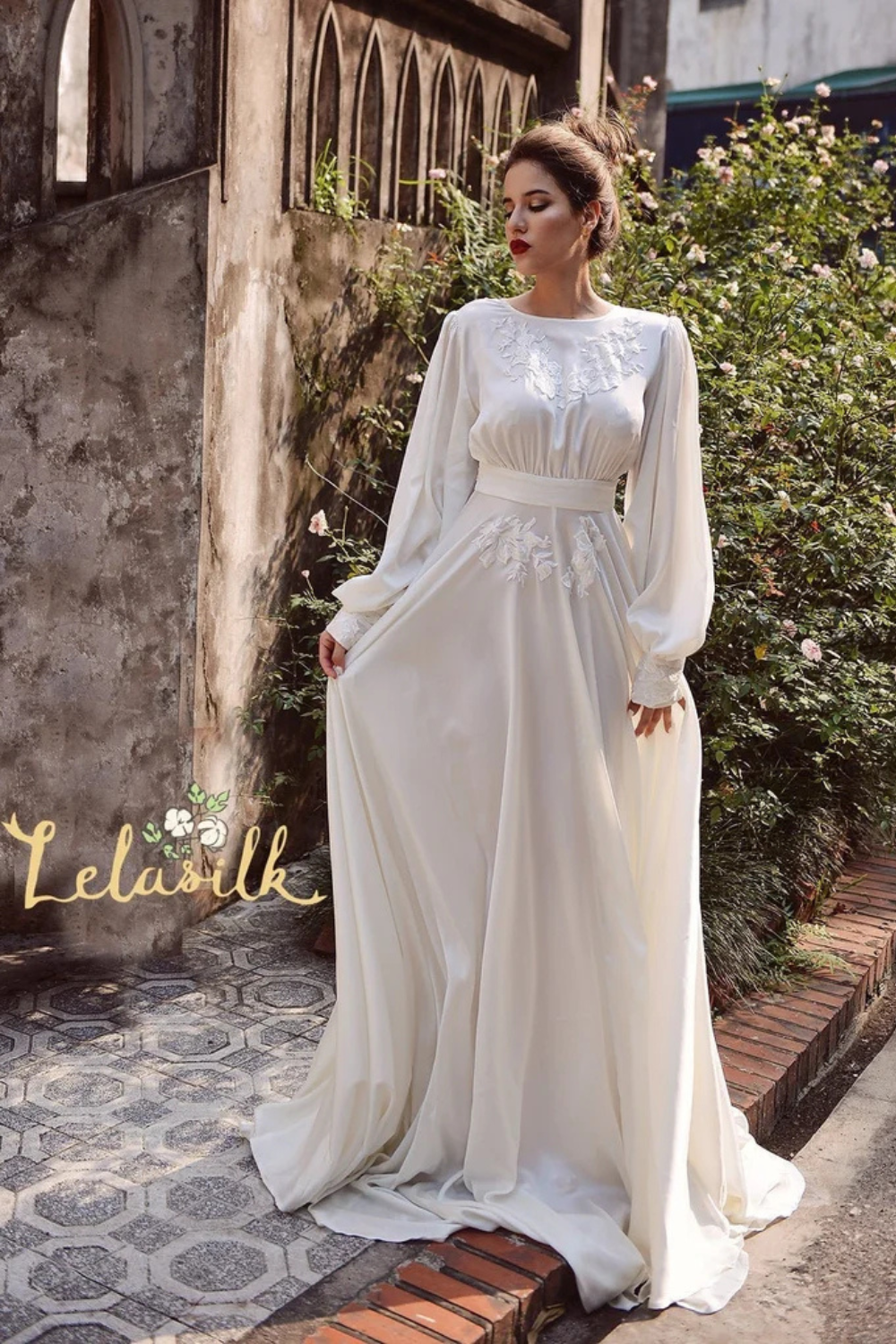 Embellished Lace Silk Wedding Dress