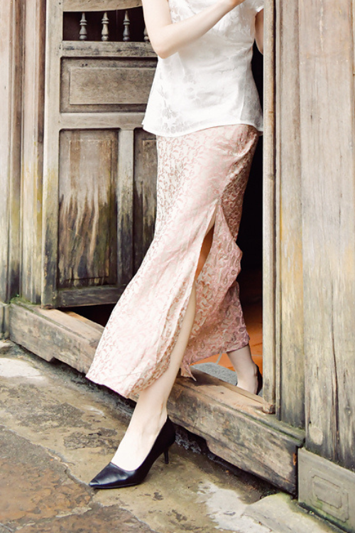 Rose Heritage Mulberry Silk Midi Skirt with Side Slit