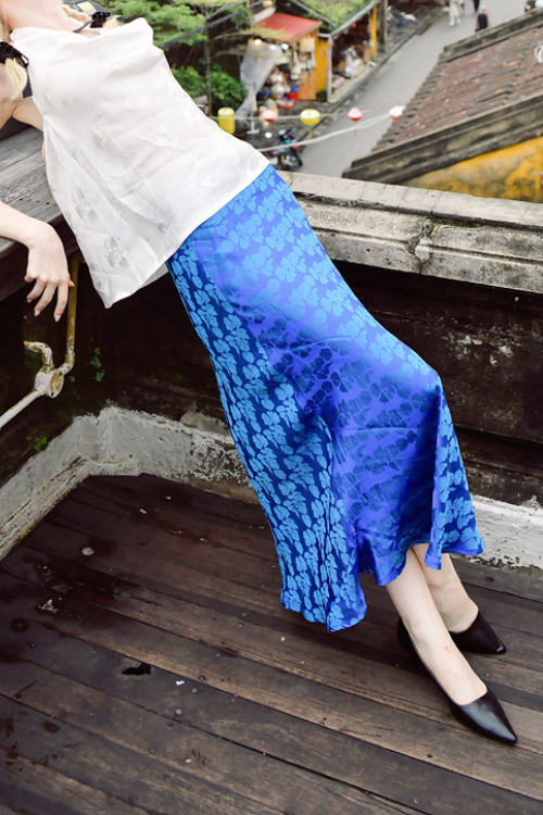 Lazuli Heritage Mulberry Silk Midi Skirt