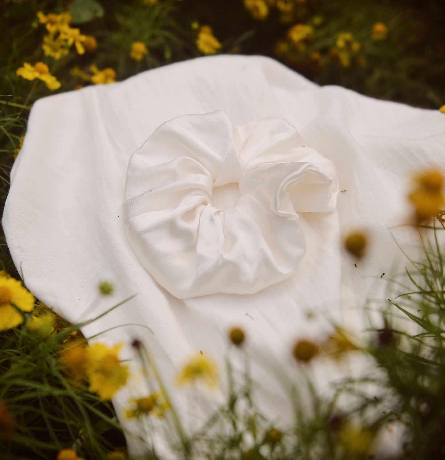 Silk Big Scrunchies - Set of 8 - Real Silk Scrunchies - White Silk Scrunchies - Hair Scrunchies - Best Hair Gift