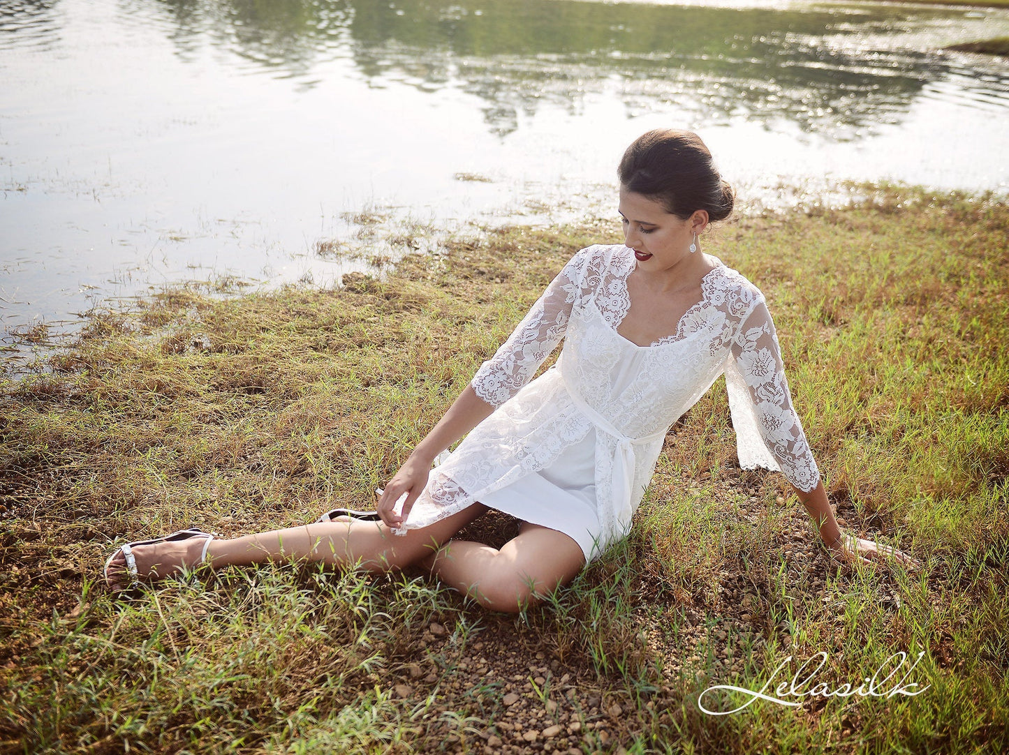 Short Lace Robe - Getting Ready Robe - Wedding Dressing Gown - Bridal Lace Robe - Bridesmaids Lace Robe
