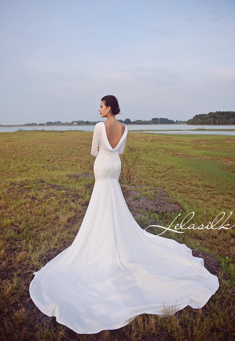 Long Train Wedding Dress - Mermaid Wedding Dress - Tailored Fit Wedding Dress - Tailoring Bridal Gown