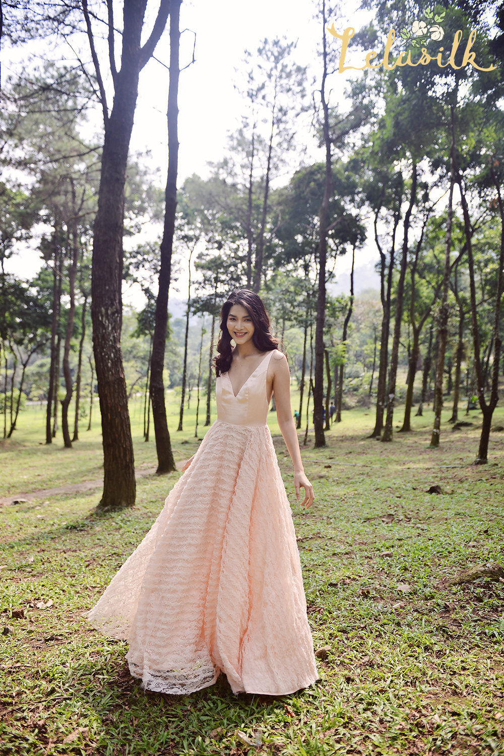 Lowback Wedding Dress - Boho Bridal Gown - Outdoor Wedding Dress