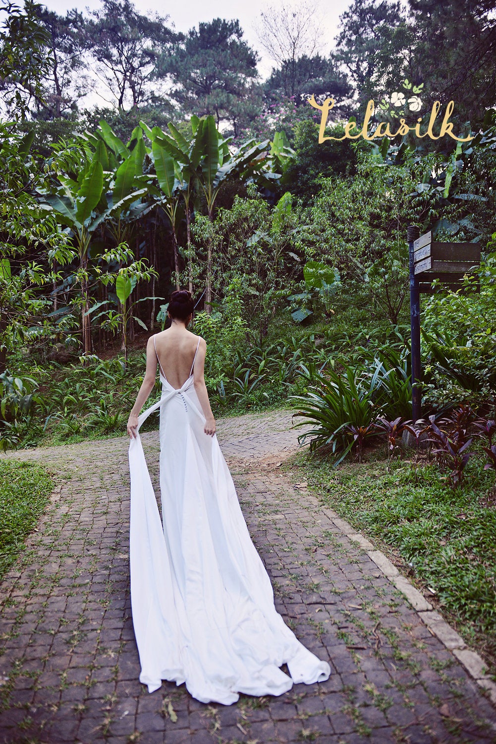 Long Train Wedding Dress - Tailored Wedding Dress - Tailoring Bridal Gown